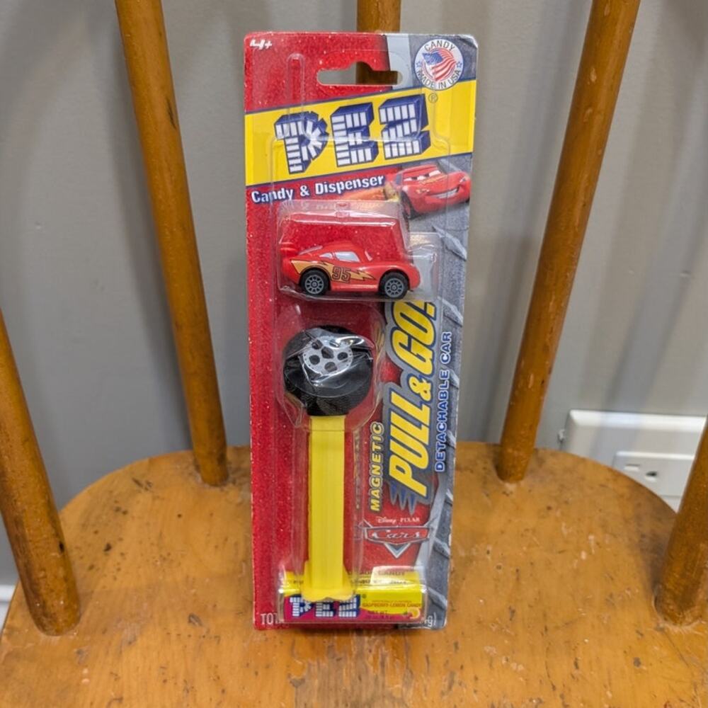 Pez Pull N Go Lightning McQueen New In Package Gift Stocking Stuffer Collector